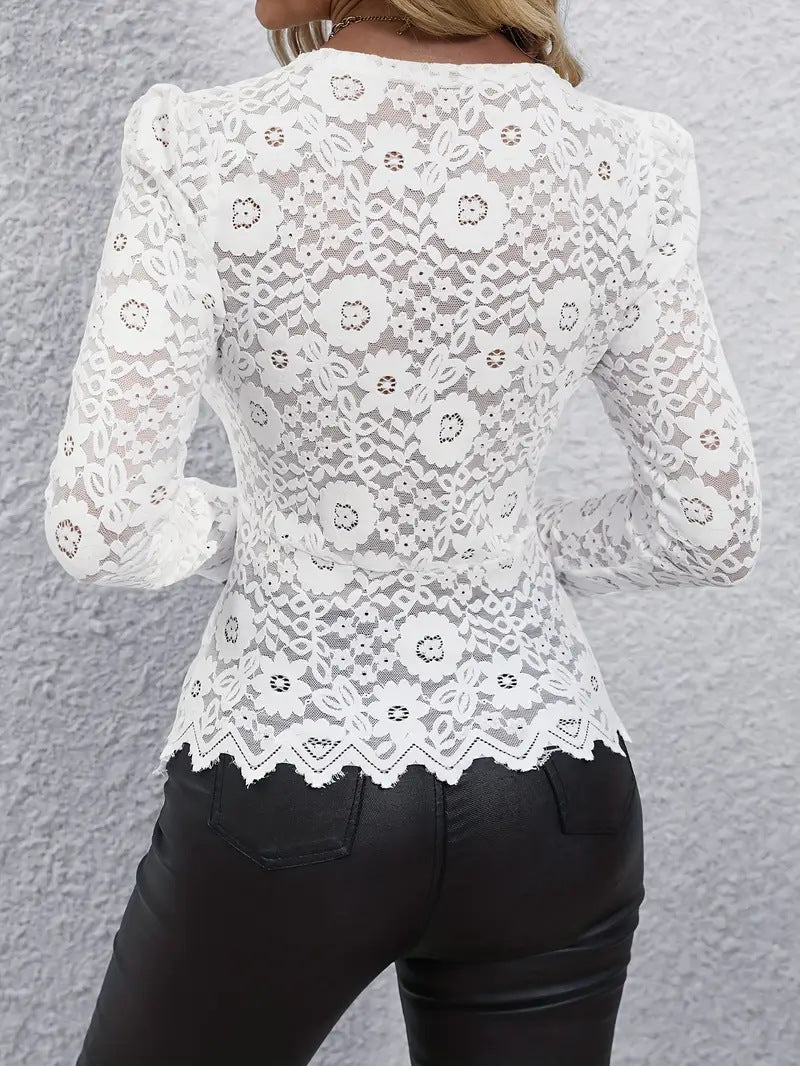 Wear A Western-style Blouse Inside